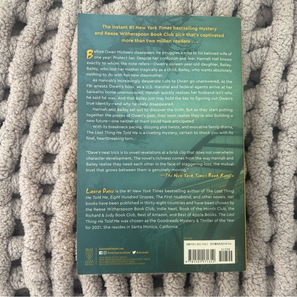 Mystery Thriller Book Bundle - Picture 2 of 4